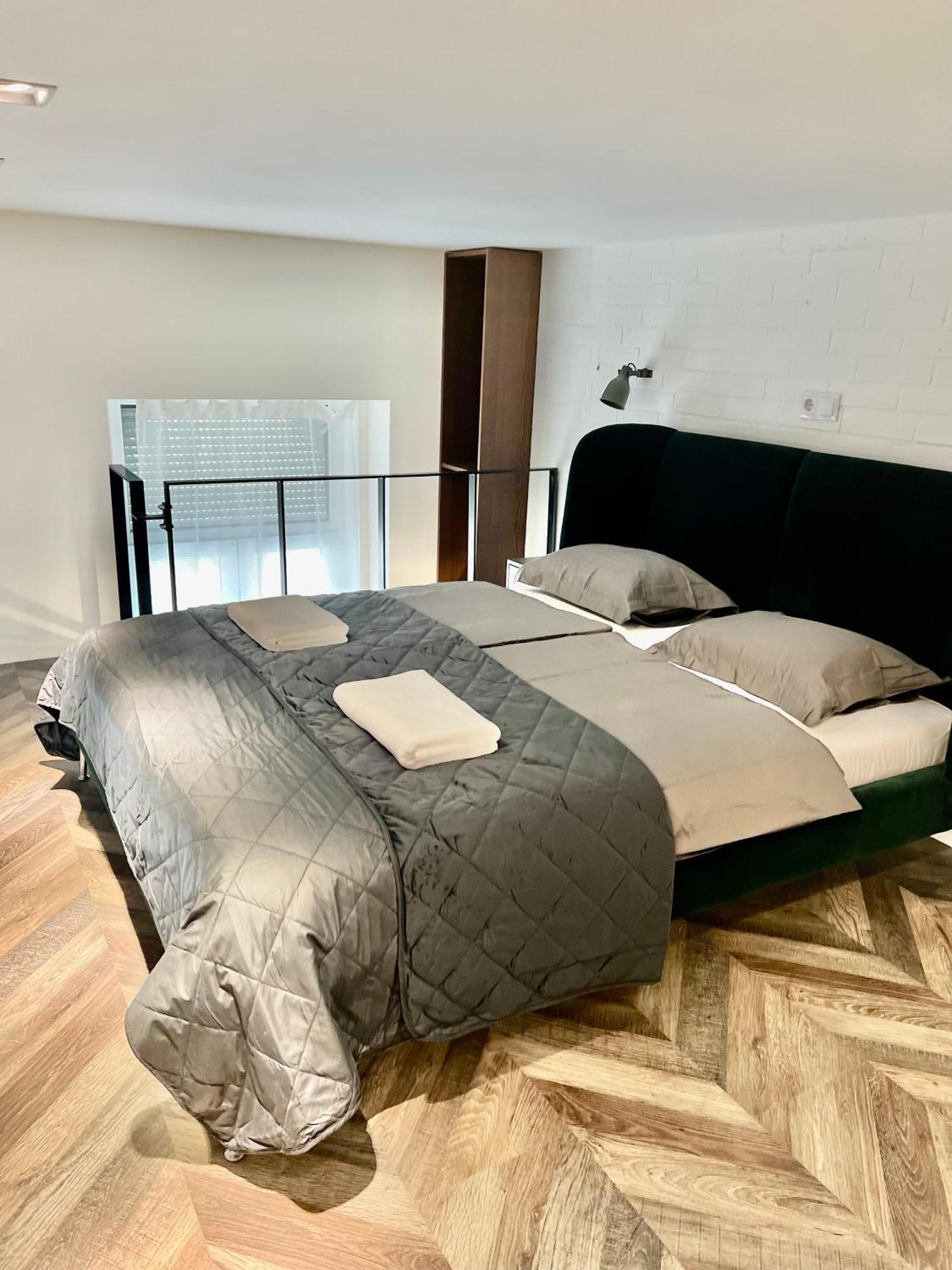 Awesome Loft - King Street Apartamento Budapeste Exterior foto